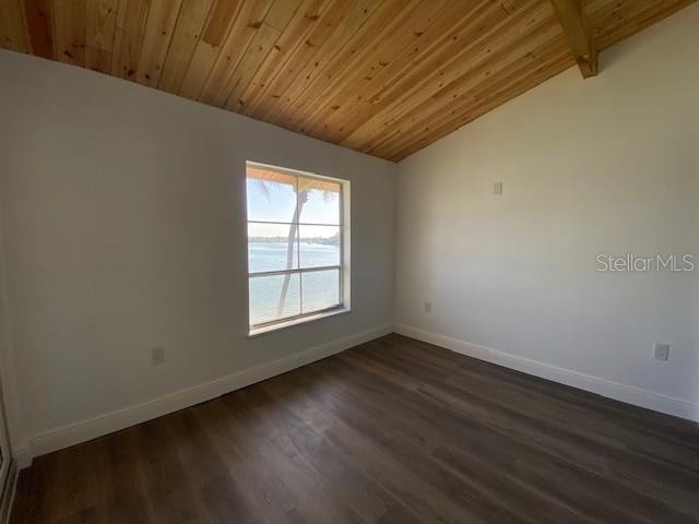 Image 23 of 31 For 534 Plaza Seville Court 64