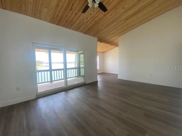 Image 24 of 31 For 534 Plaza Seville Court 64