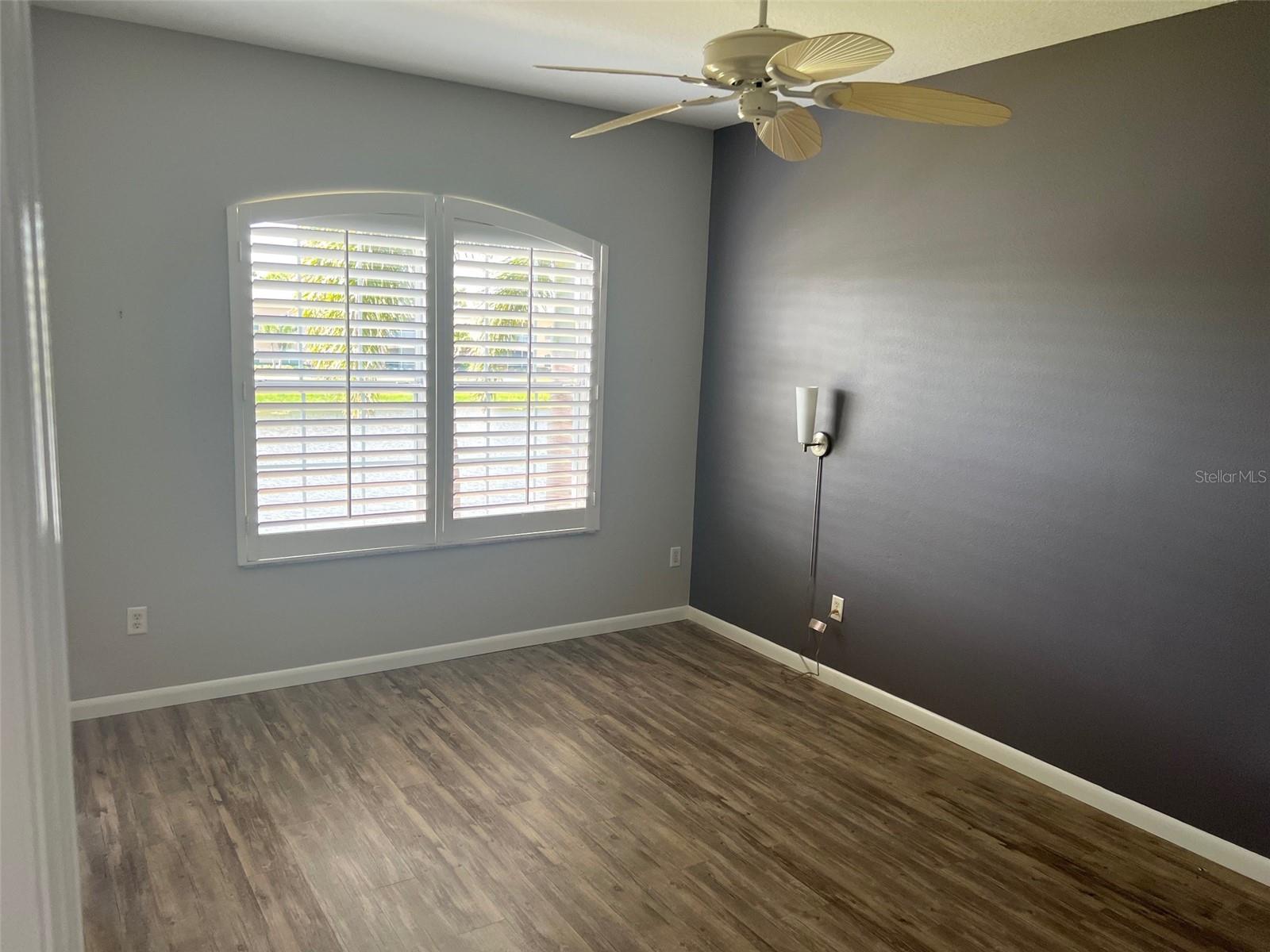 Image 6 of 17 For 6444 7th Avenue Circle W 6444