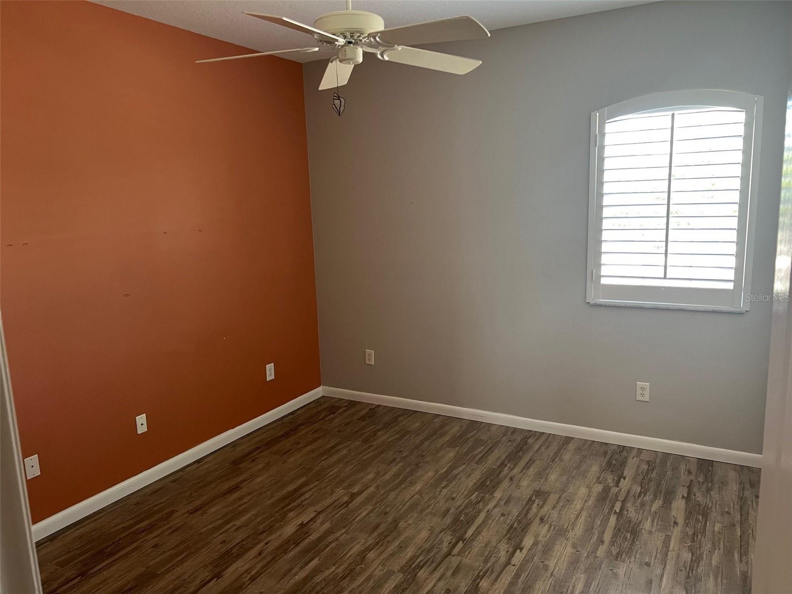 Image 8 of 17 For 6444 7th Avenue Circle W 6444