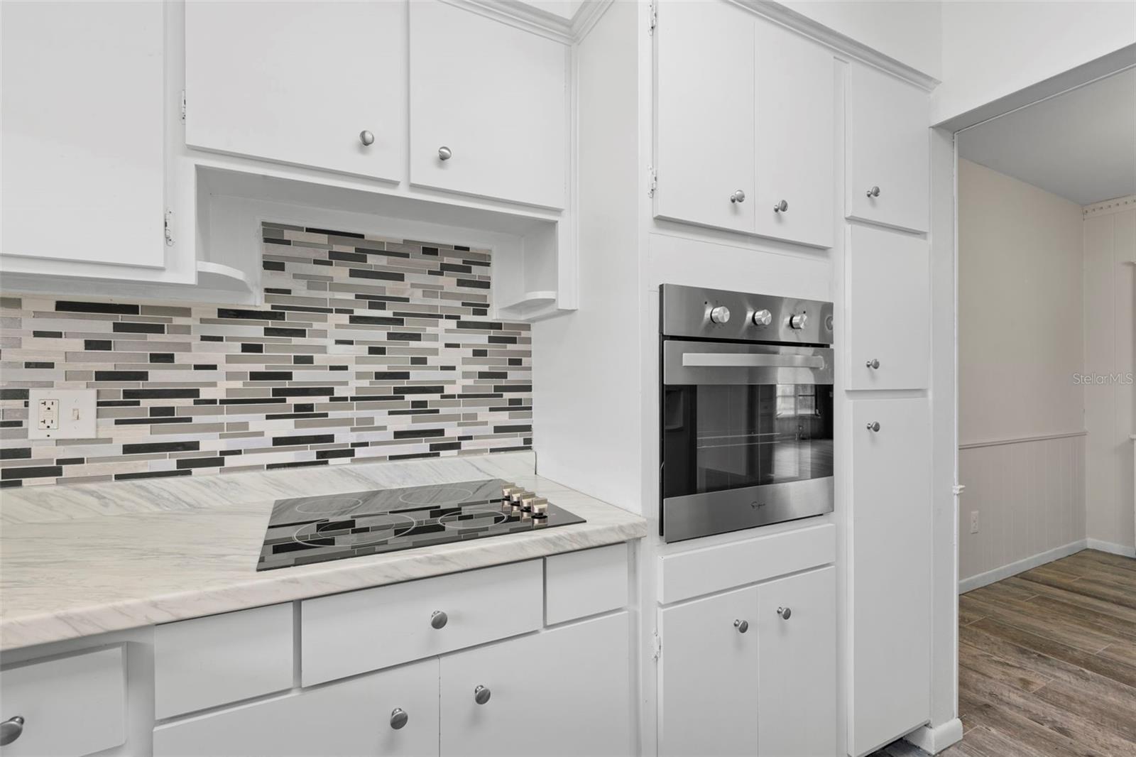 Image 11 of 25 For 809 Duncan Avenue