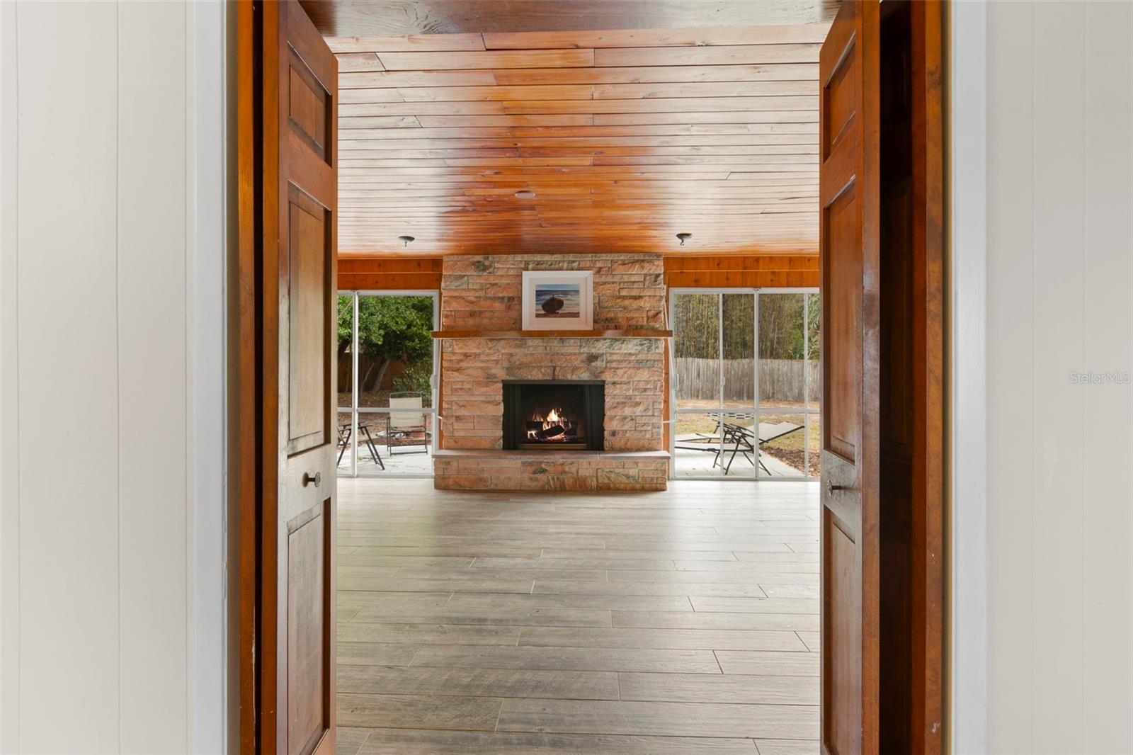 Image 12 of 25 For 809 Duncan Avenue