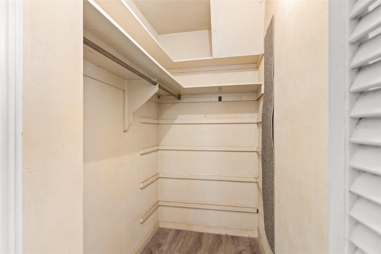 Image 17 of 25 For 809 Duncan Avenue