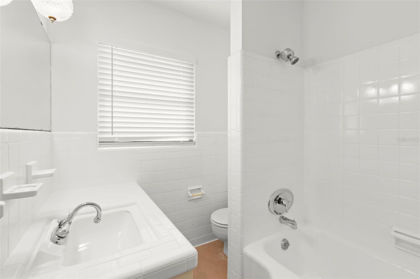 Image 20 of 25 For 809 Duncan Avenue