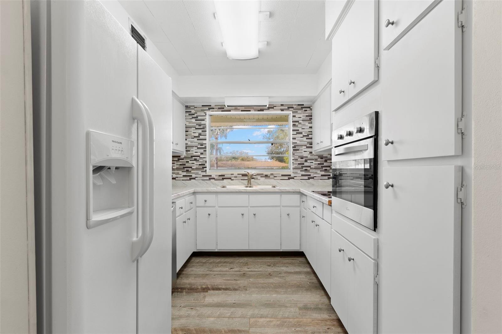 Image 9 of 25 For 809 Duncan Avenue