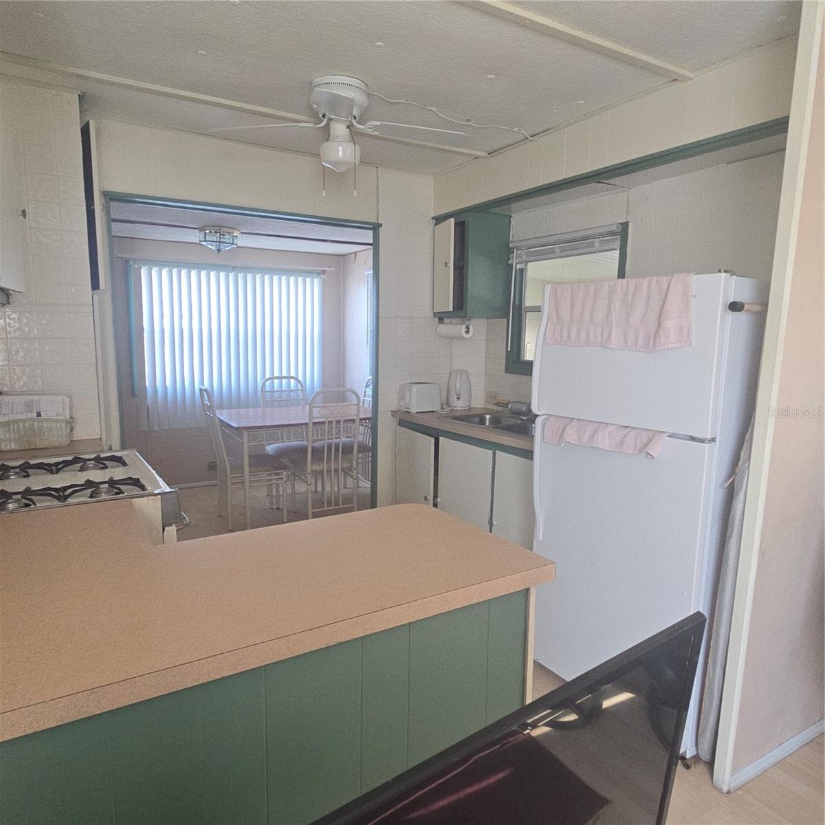 Image 7 of 18 For 27466 Us Highway 19 N 3