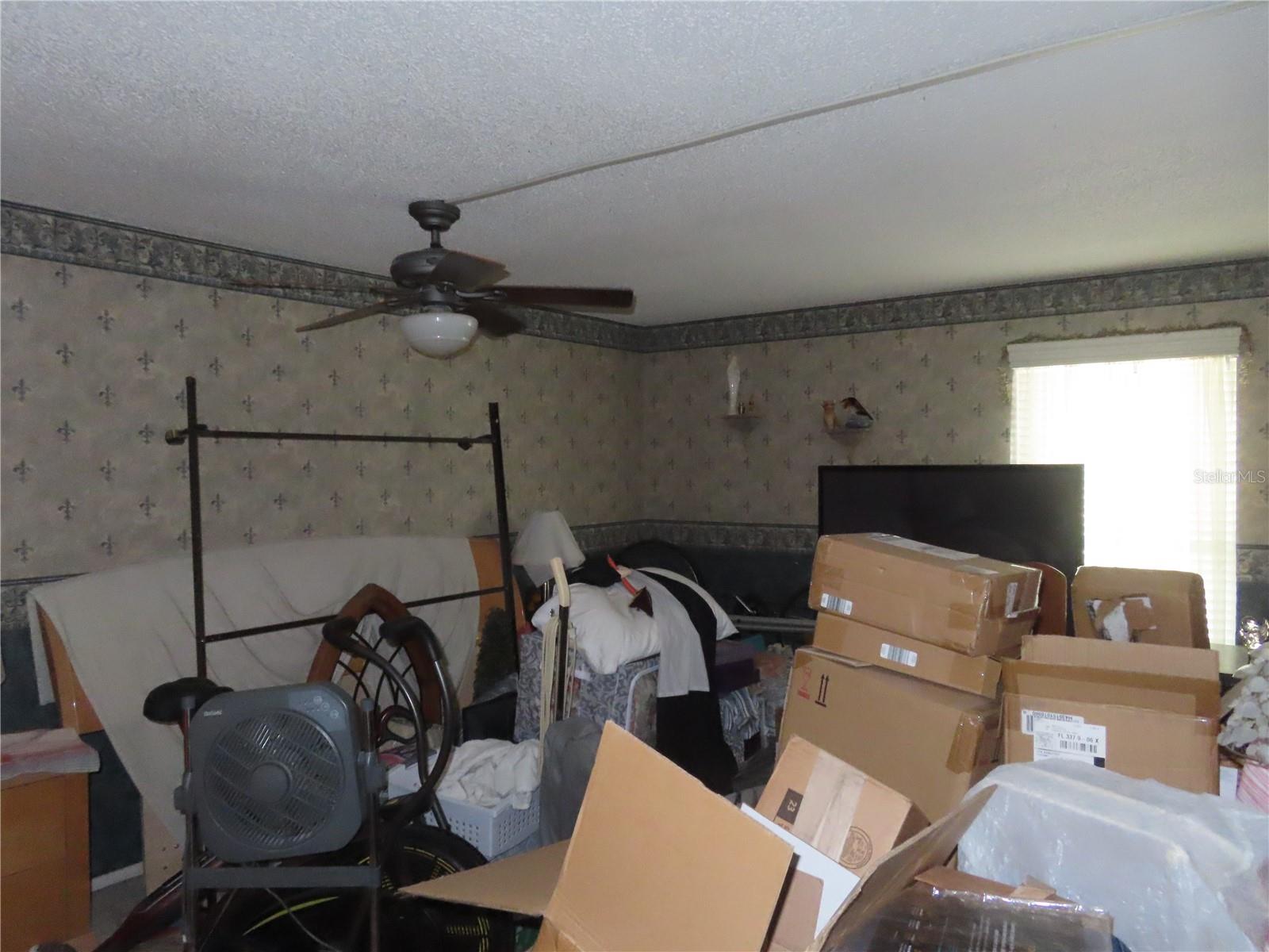 Image 17 of 18 For 225 Country Club Drive C225