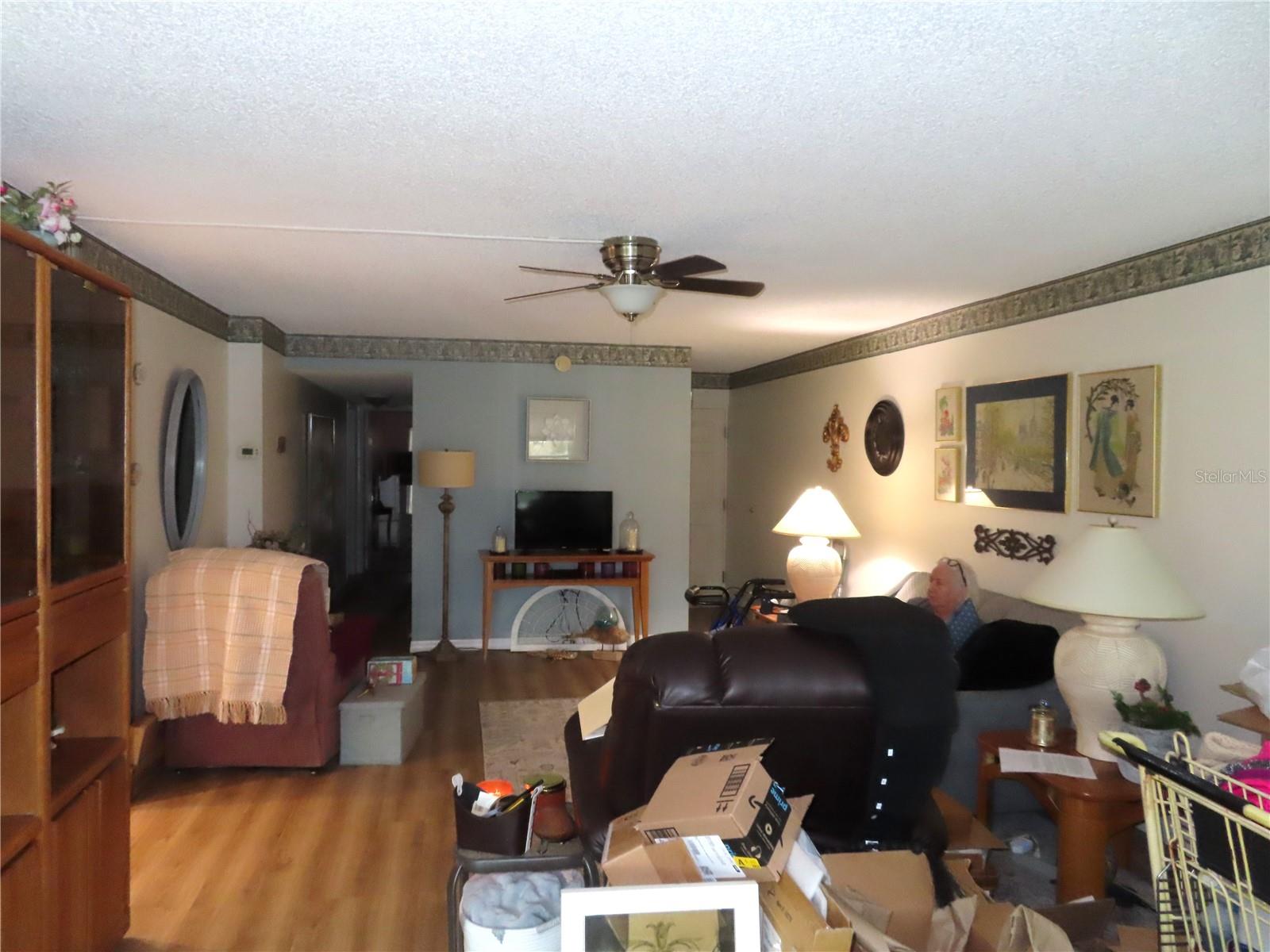 Image 8 of 18 For 225 Country Club Drive C225