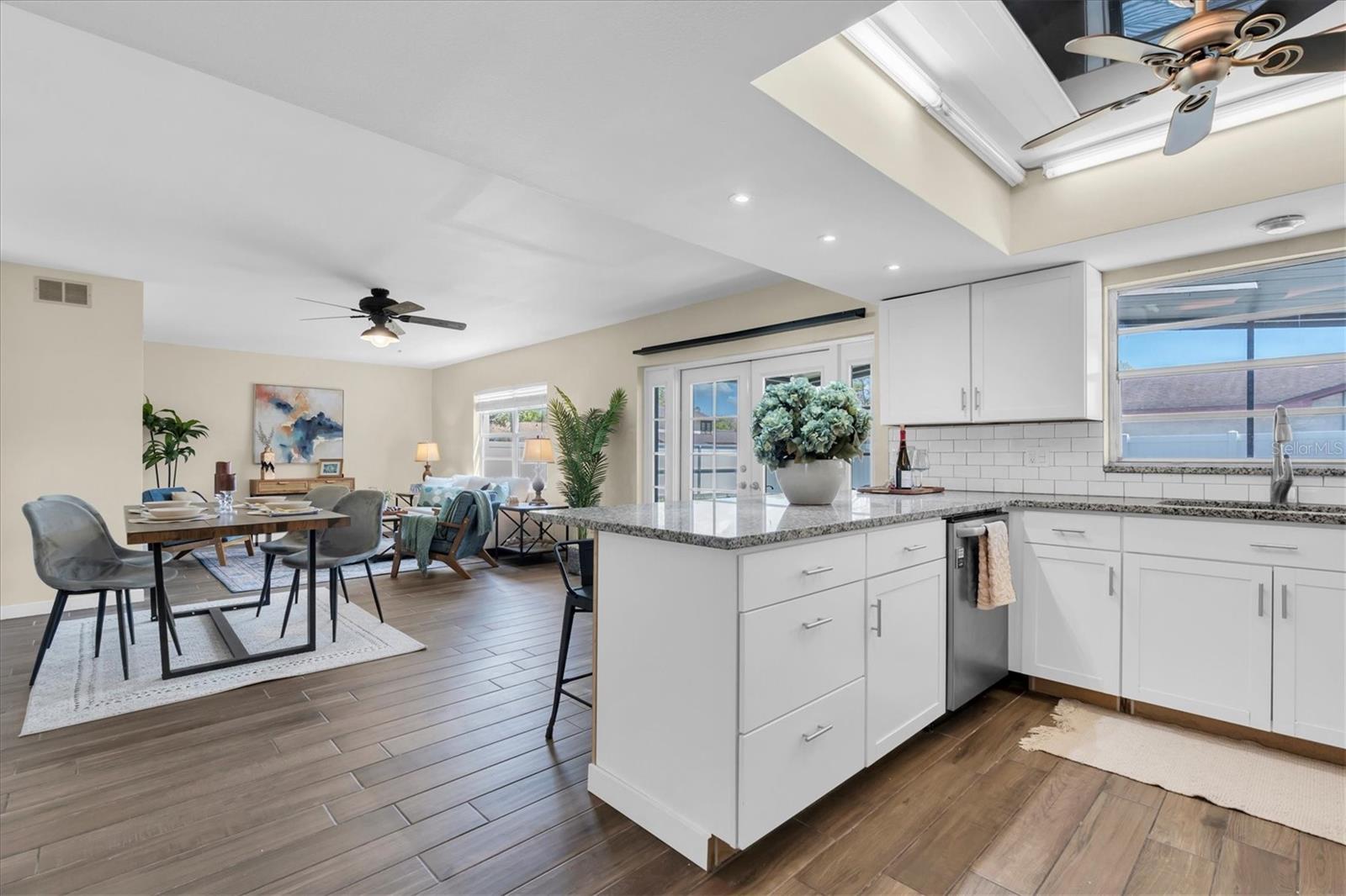 Image 17 of 44 For 7602 Winging Way Drive