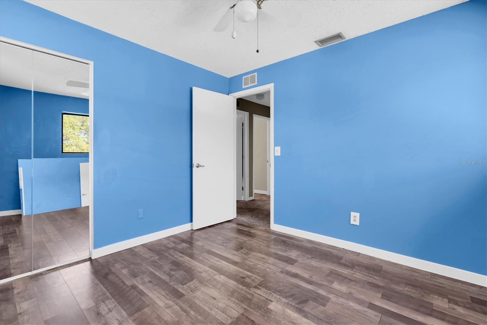 Image 24 of 44 For 7602 Winging Way Drive