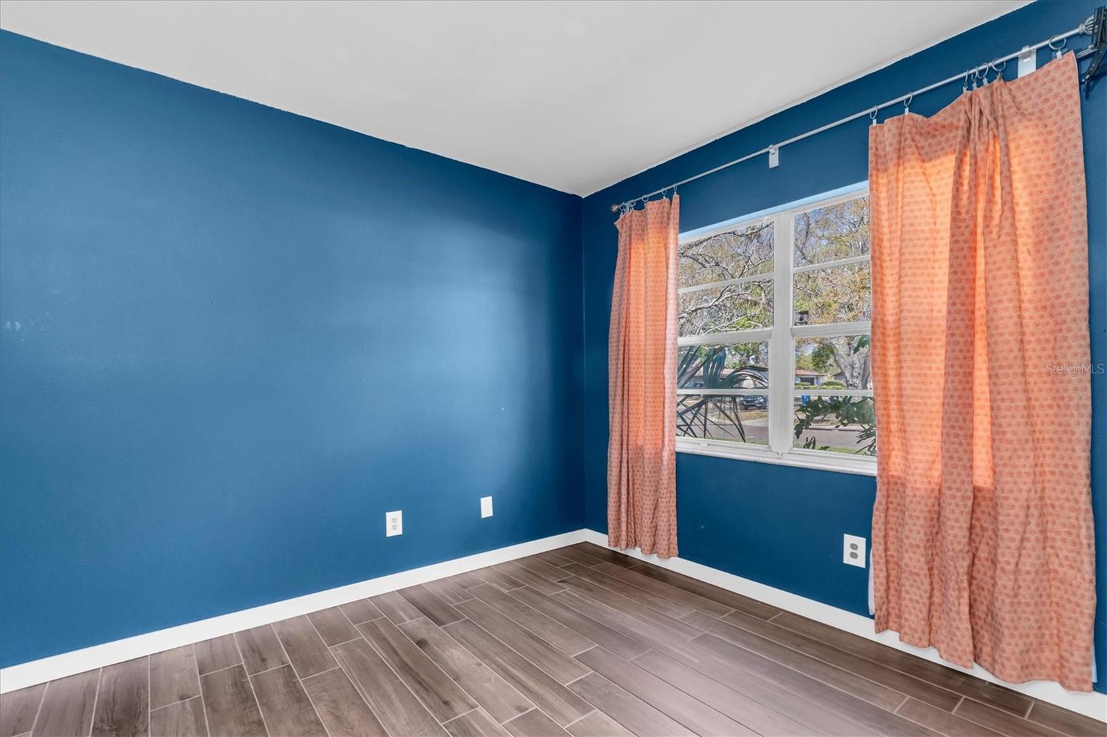 Image 28 of 44 For 7602 Winging Way Drive