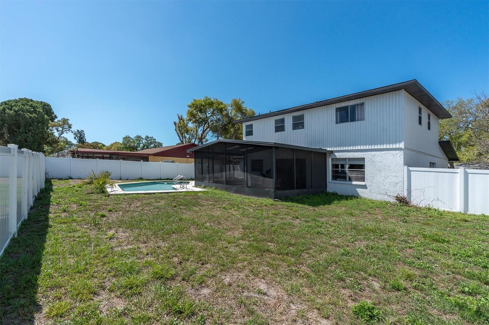 Image 35 of 44 For 7602 Winging Way Drive