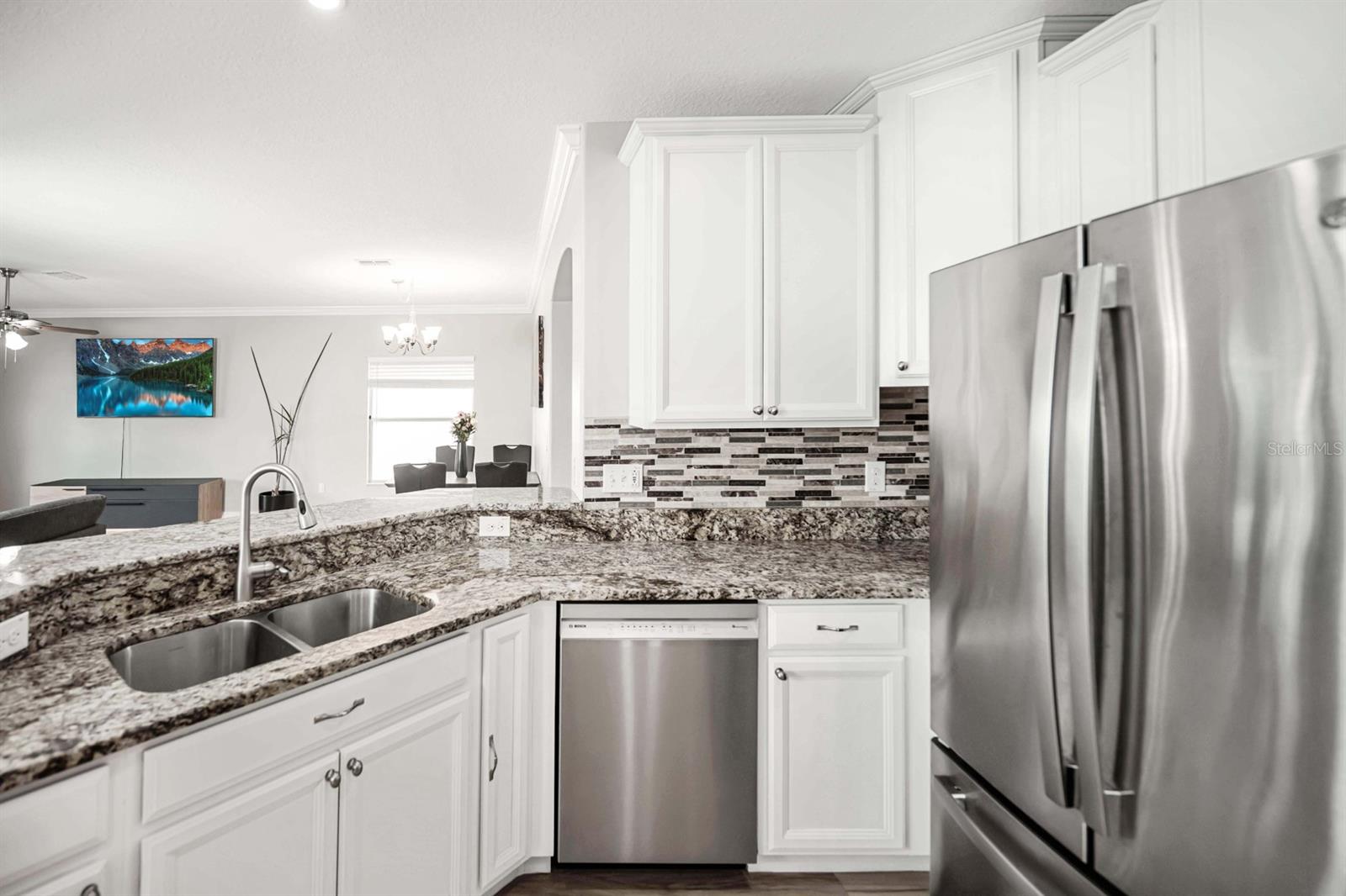 Image 17 of 44 For 1402 Trailwater Street