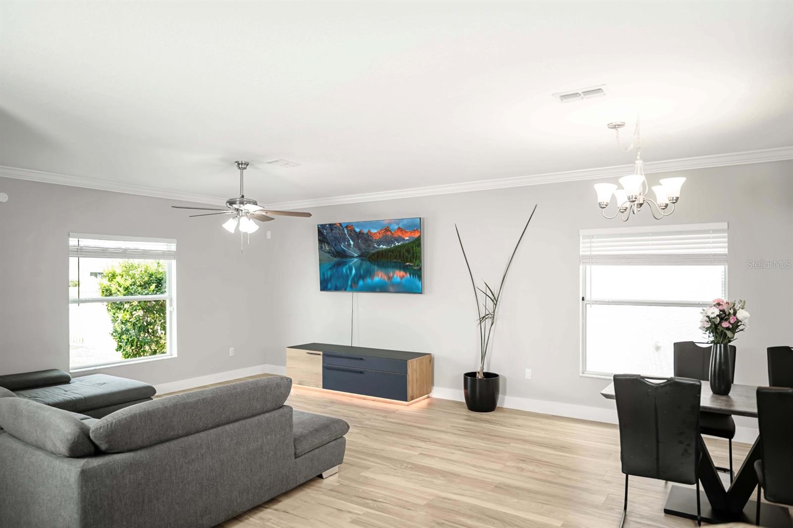 Image 7 of 44 For 1402 Trailwater Street