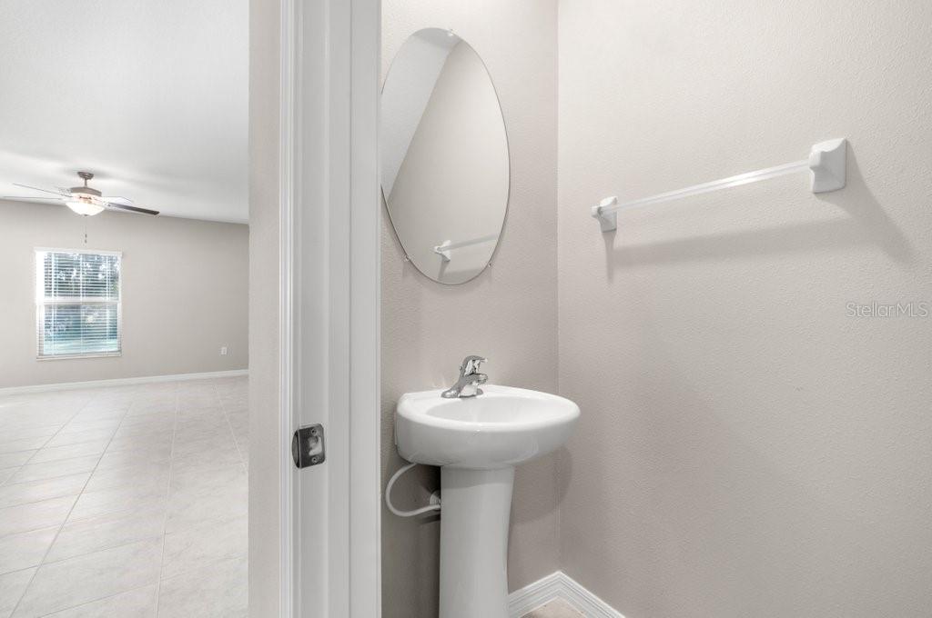 Image 20 of 25 For 5245 White Chicory Drive