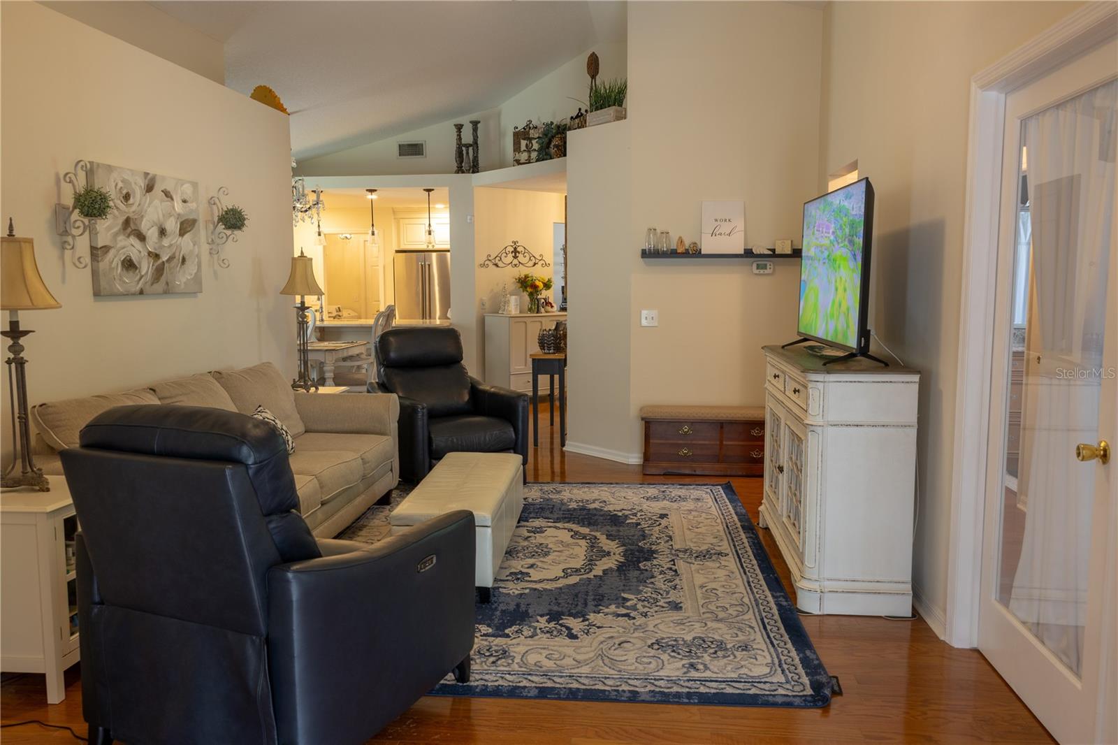 Image 15 of 29 For 1173 Clearpointe Way