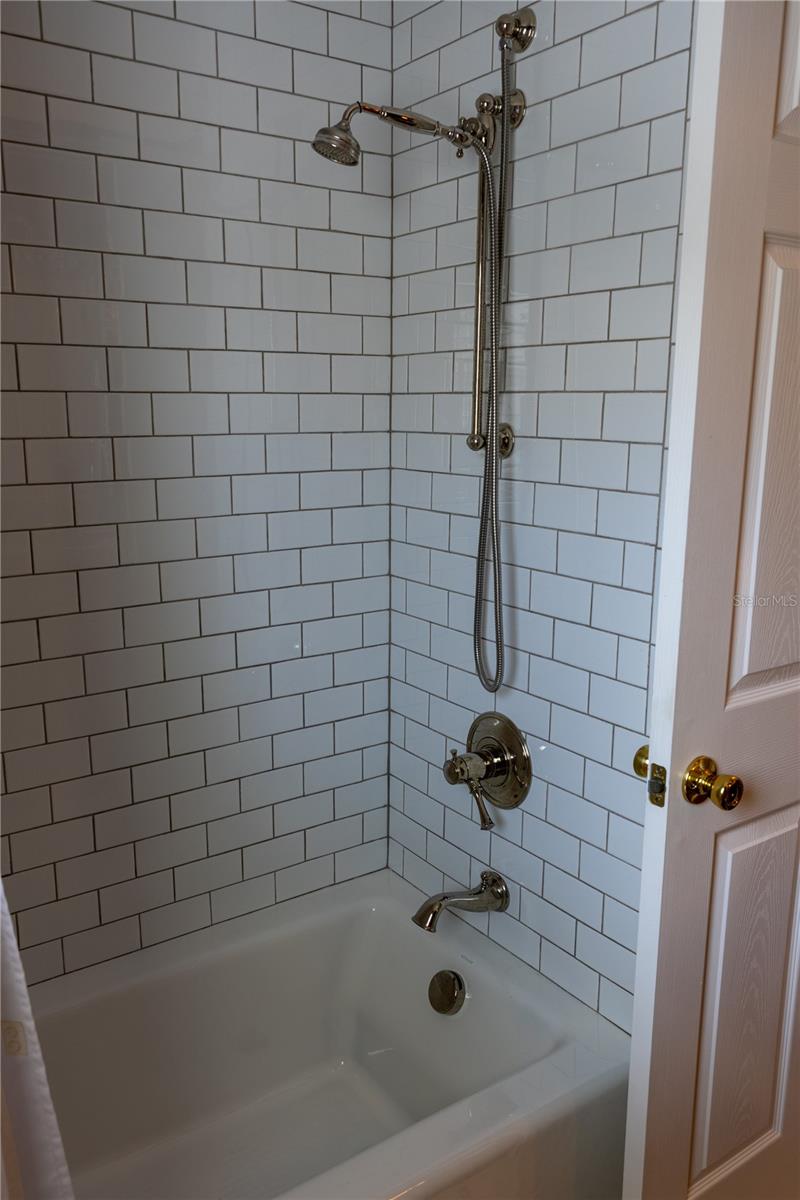 Image 20 of 29 For 1173 Clearpointe Way