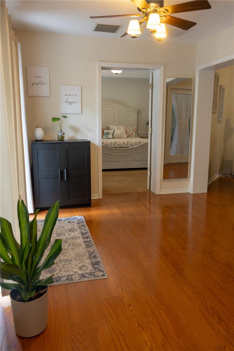 Image 24 of 29 For 1173 Clearpointe Way