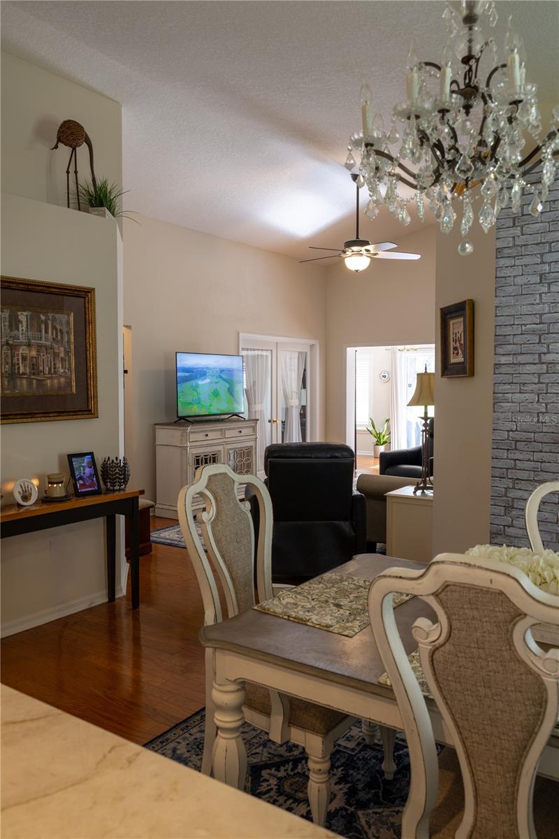 Image 4 of 29 For 1173 Clearpointe Way