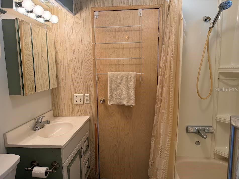 Image 13 of 36 For 5168 Rubber Tree Circle