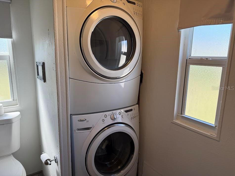 Image 18 of 36 For 5168 Rubber Tree Circle