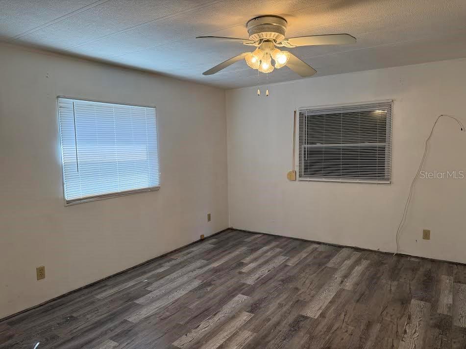 Image 21 of 36 For 5168 Rubber Tree Circle