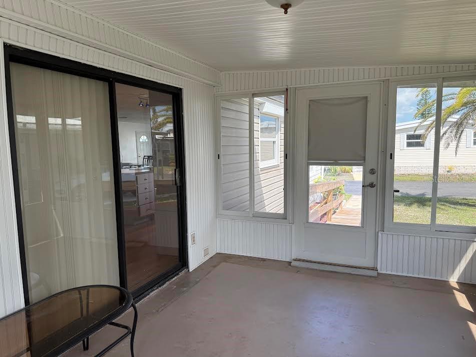 Image 23 of 36 For 5168 Rubber Tree Circle