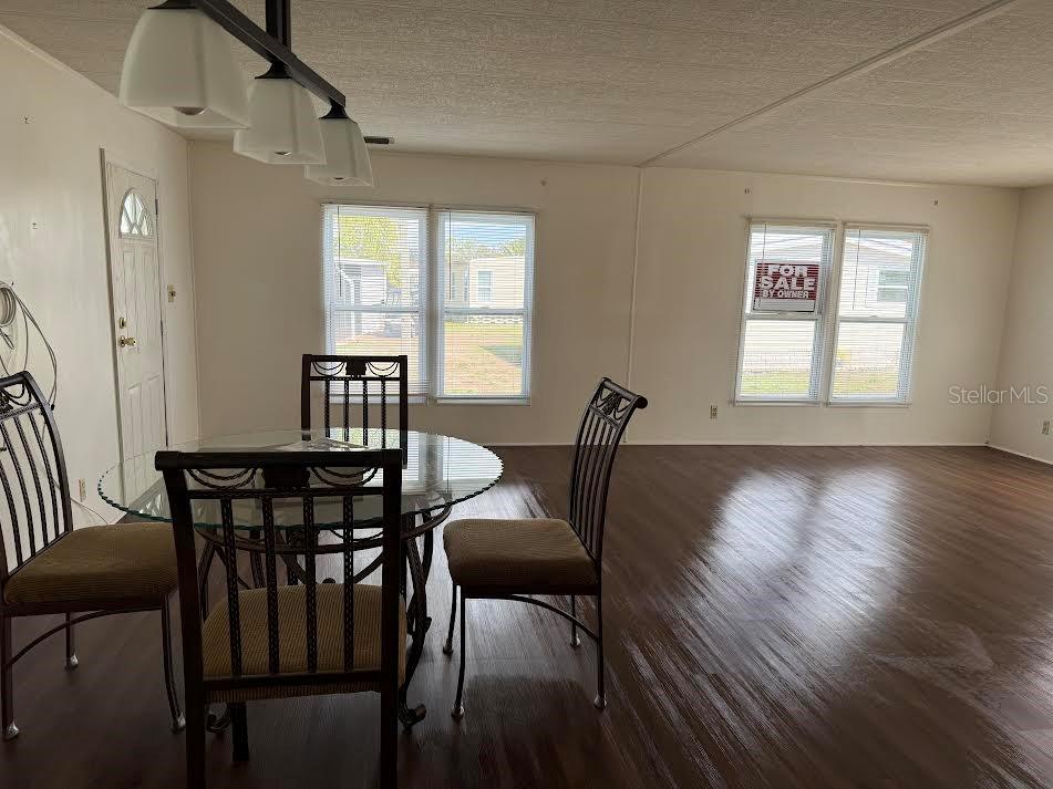 Image 4 of 36 For 5168 Rubber Tree Circle