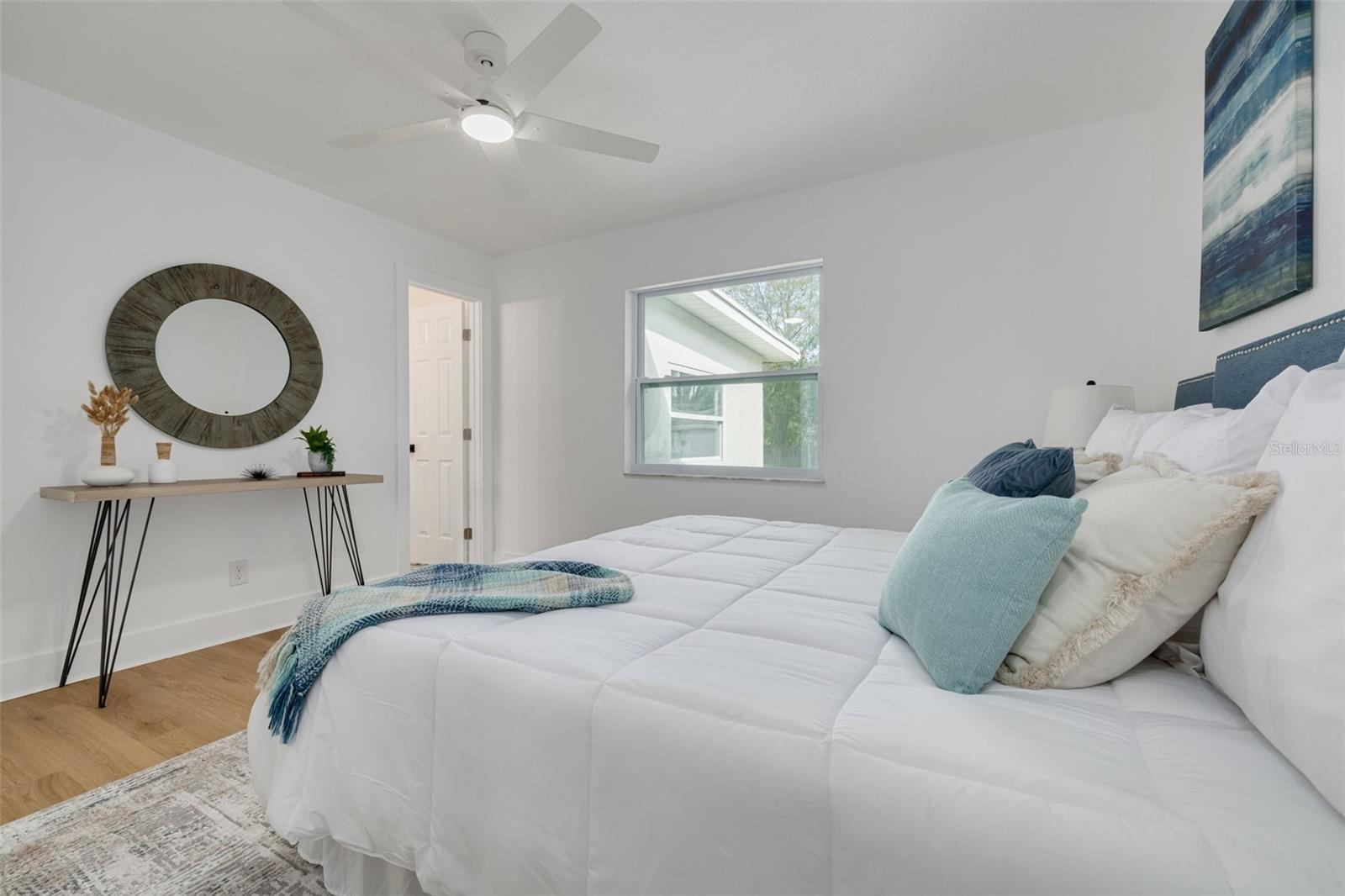 Image 15 of 29 For 616 5th Avenue Se