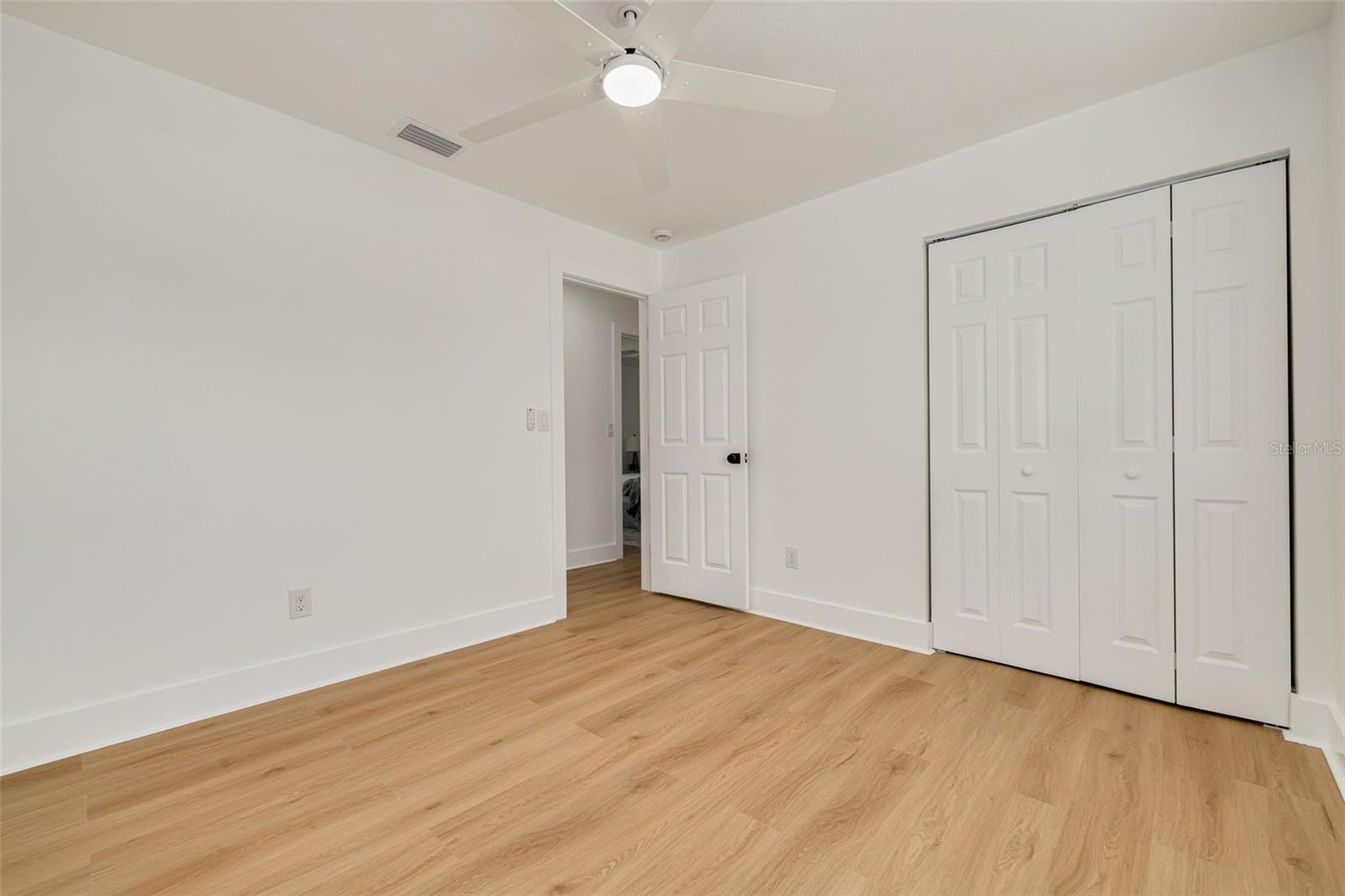 Image 23 of 29 For 616 5th Avenue Se