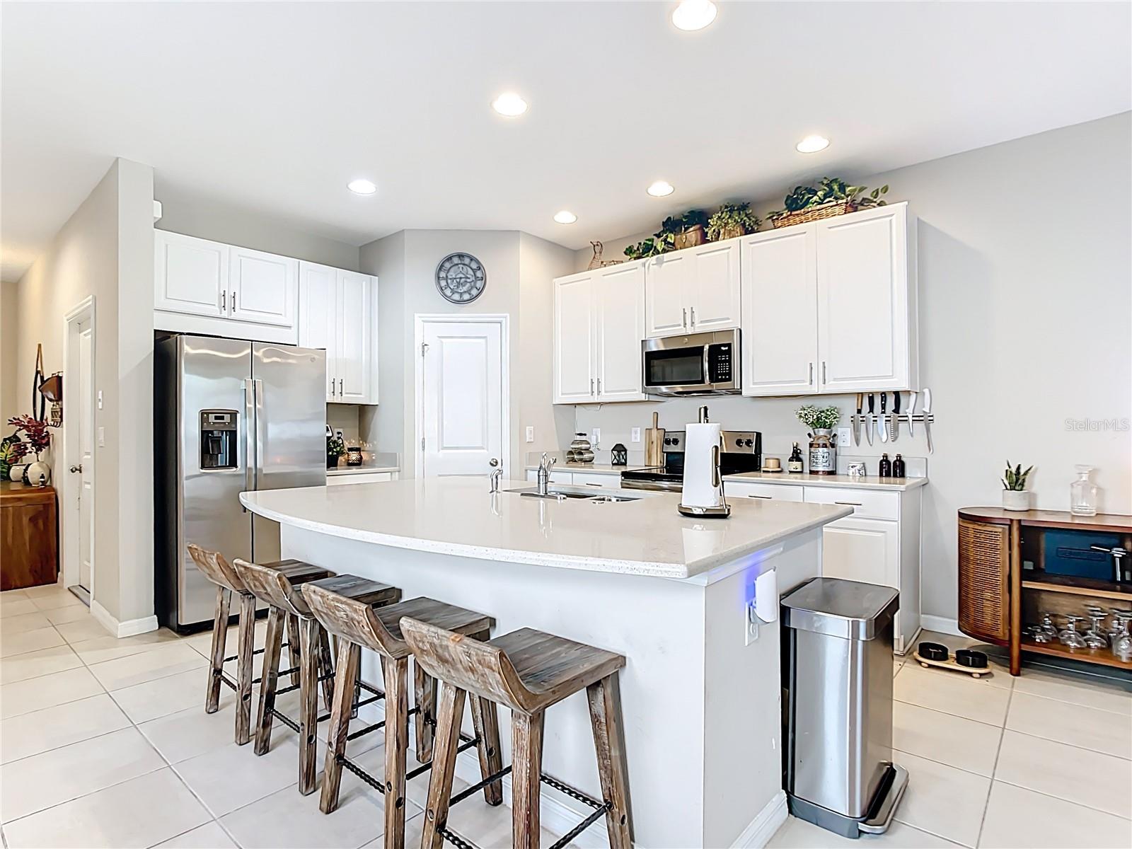 Image 12 of 47 For 10525 Oakside Drive