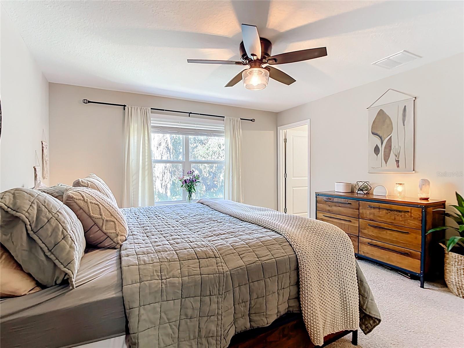 Image 39 of 47 For 10525 Oakside Drive