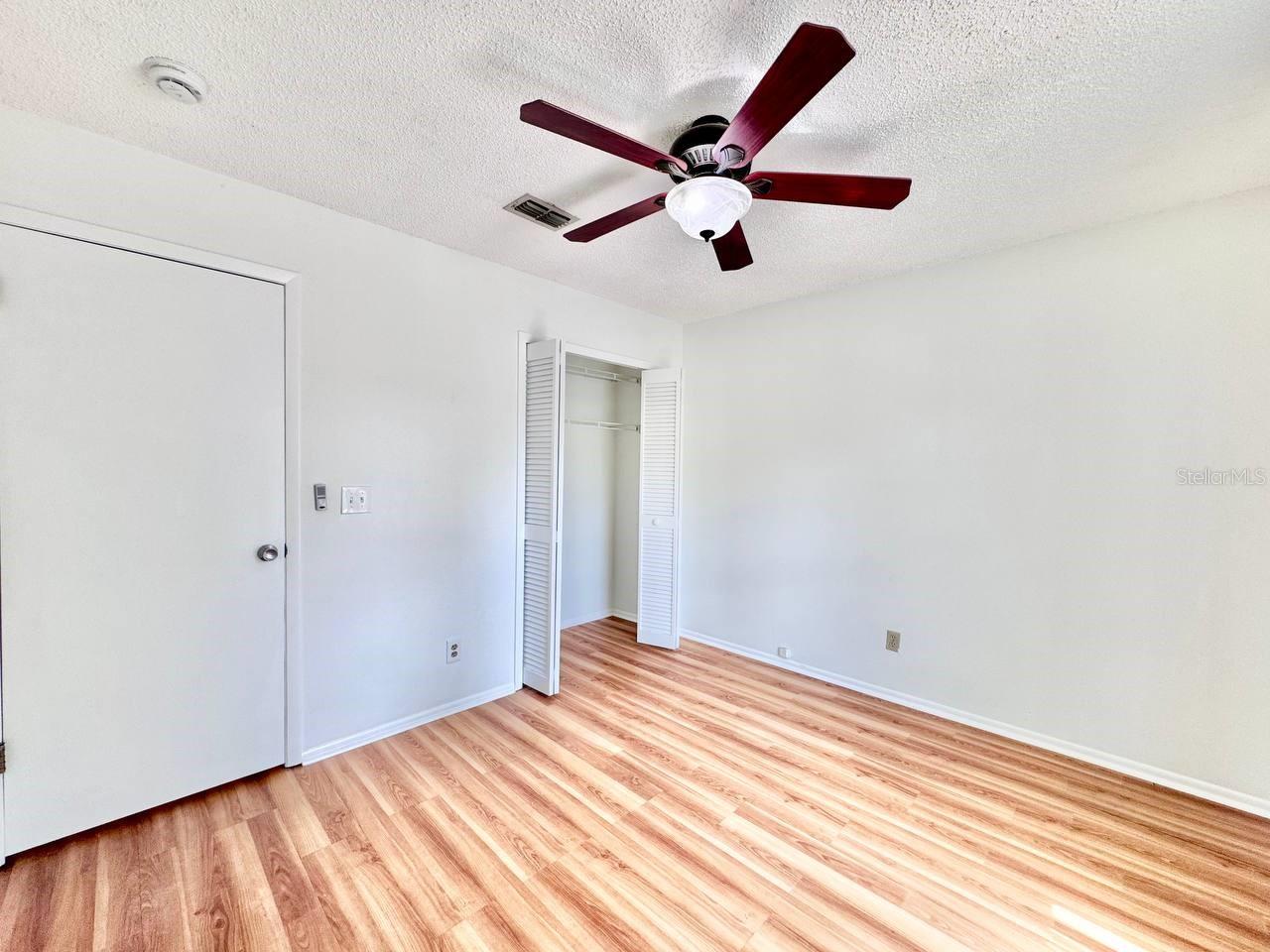 Image 13 of 27 For 5124 Gainsville Drive