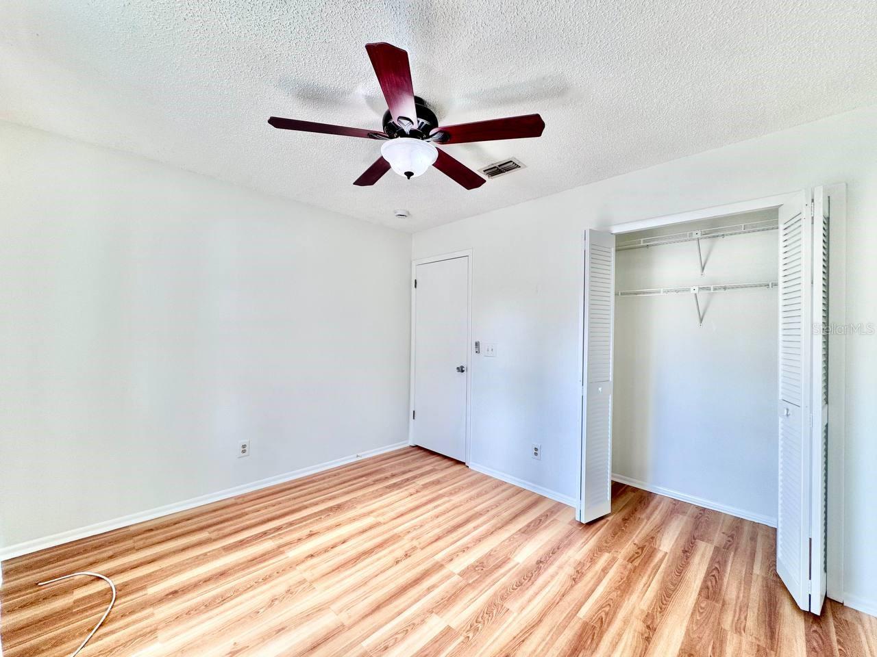 Image 14 of 27 For 5124 Gainsville Drive