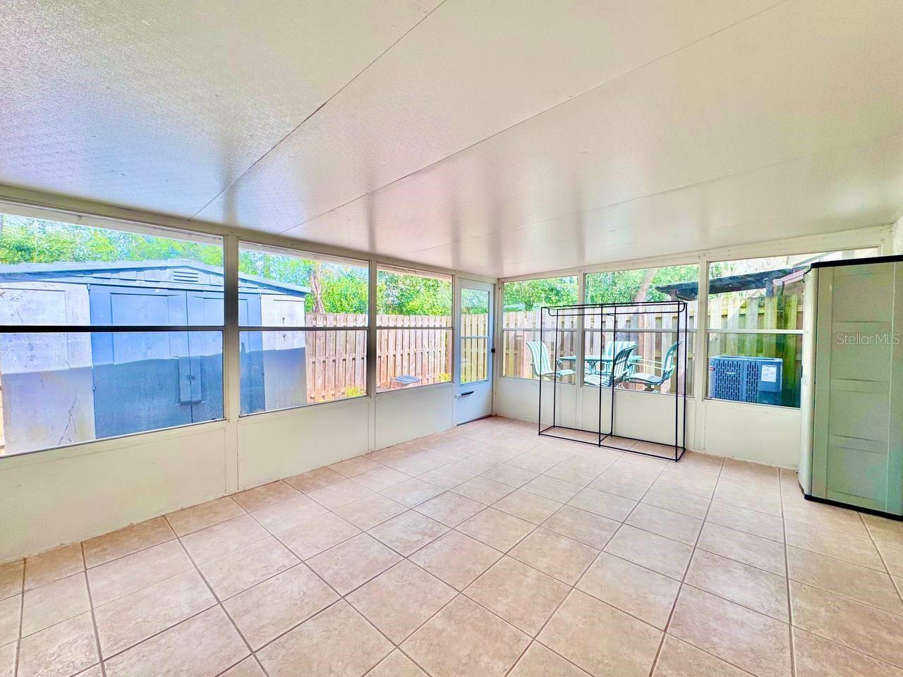 Image 22 of 27 For 5124 Gainsville Drive