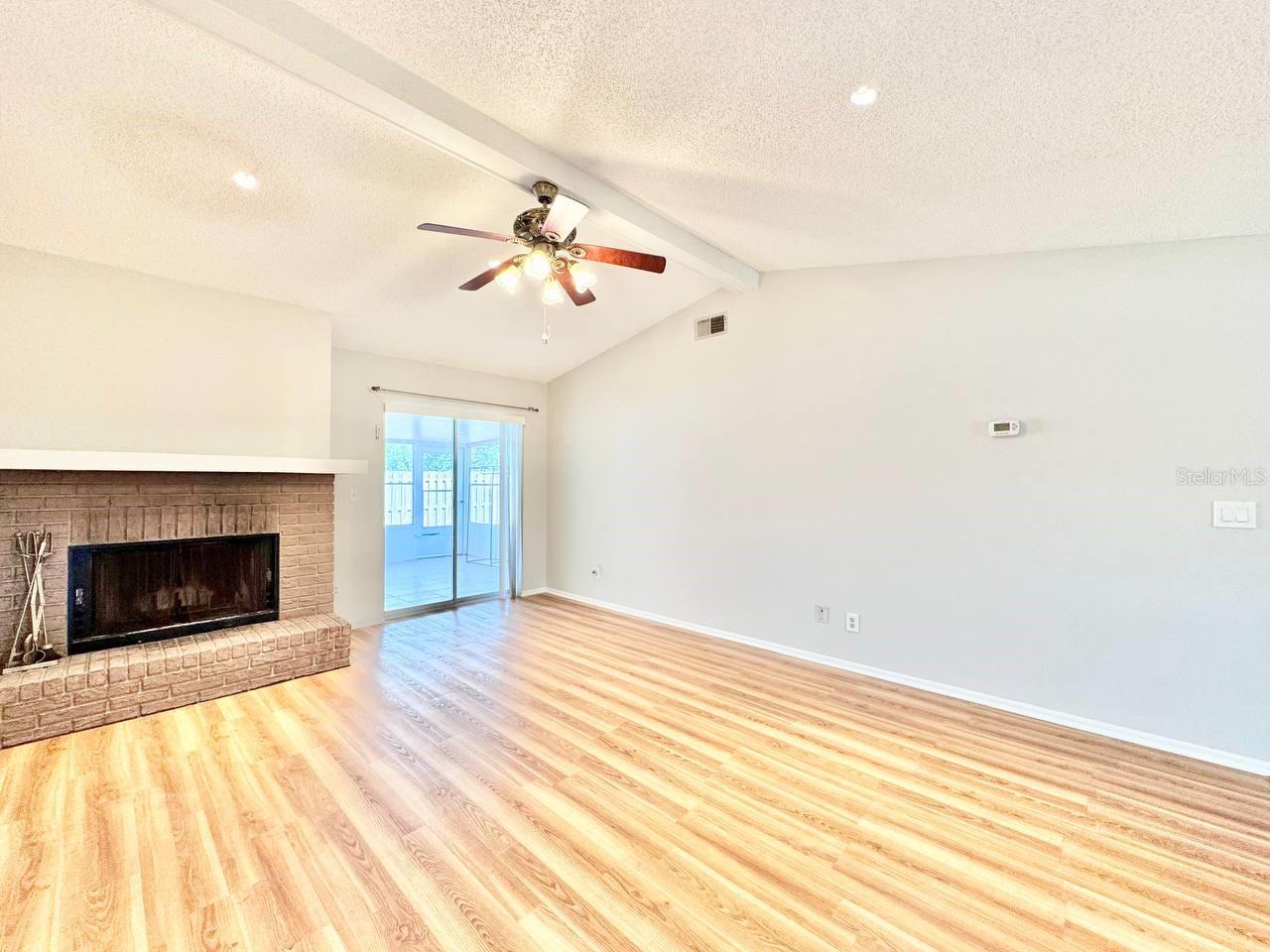 Image 9 of 27 For 5124 Gainsville Drive