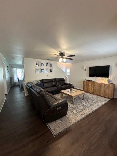 Image 15 of 53 For 22841 Saint Thomas Circle