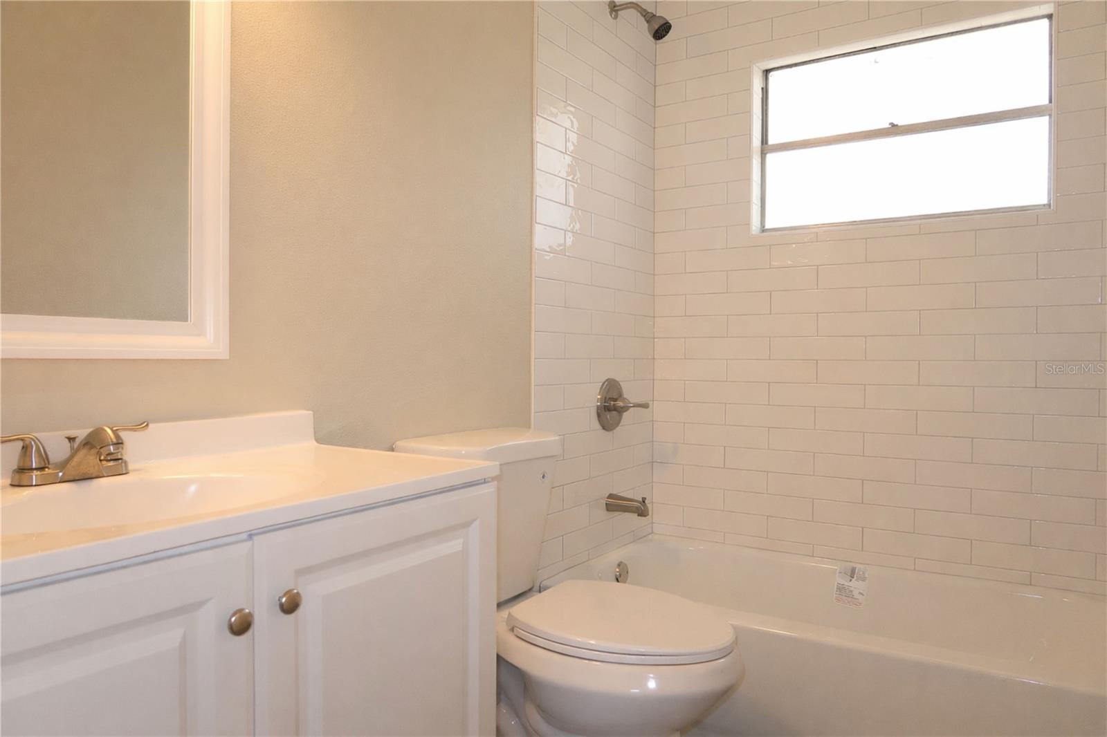 Image 10 of 16 For 14670 Douglas Drive