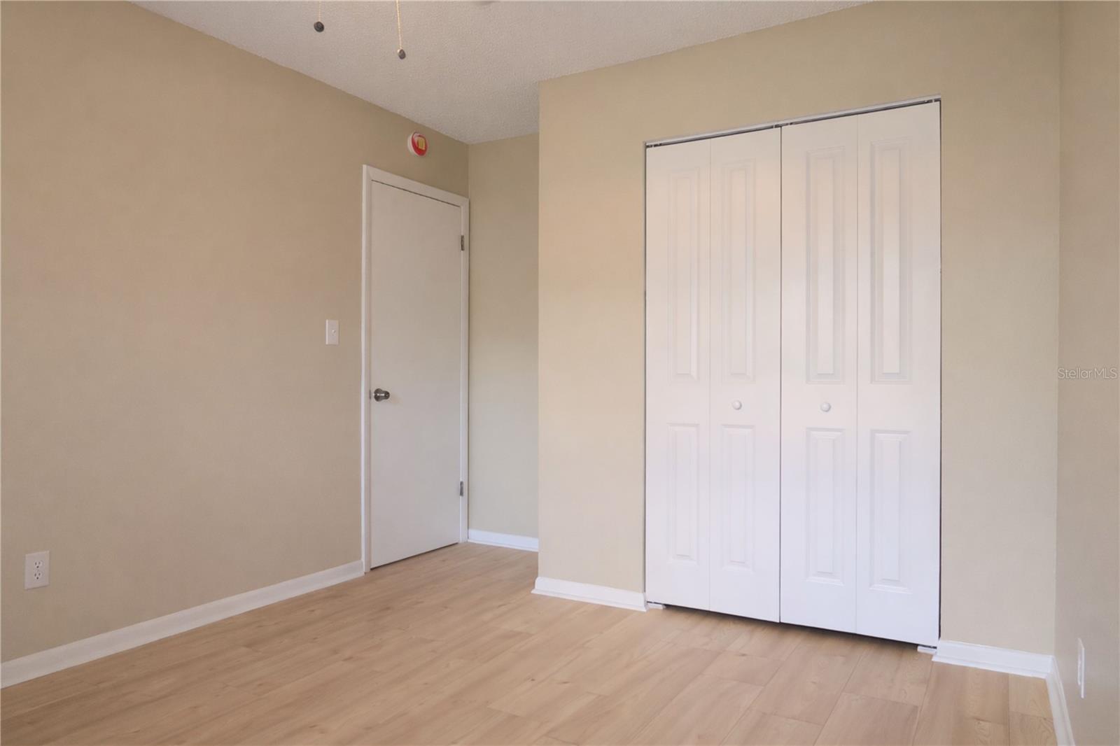 Image 14 of 16 For 14670 Douglas Drive