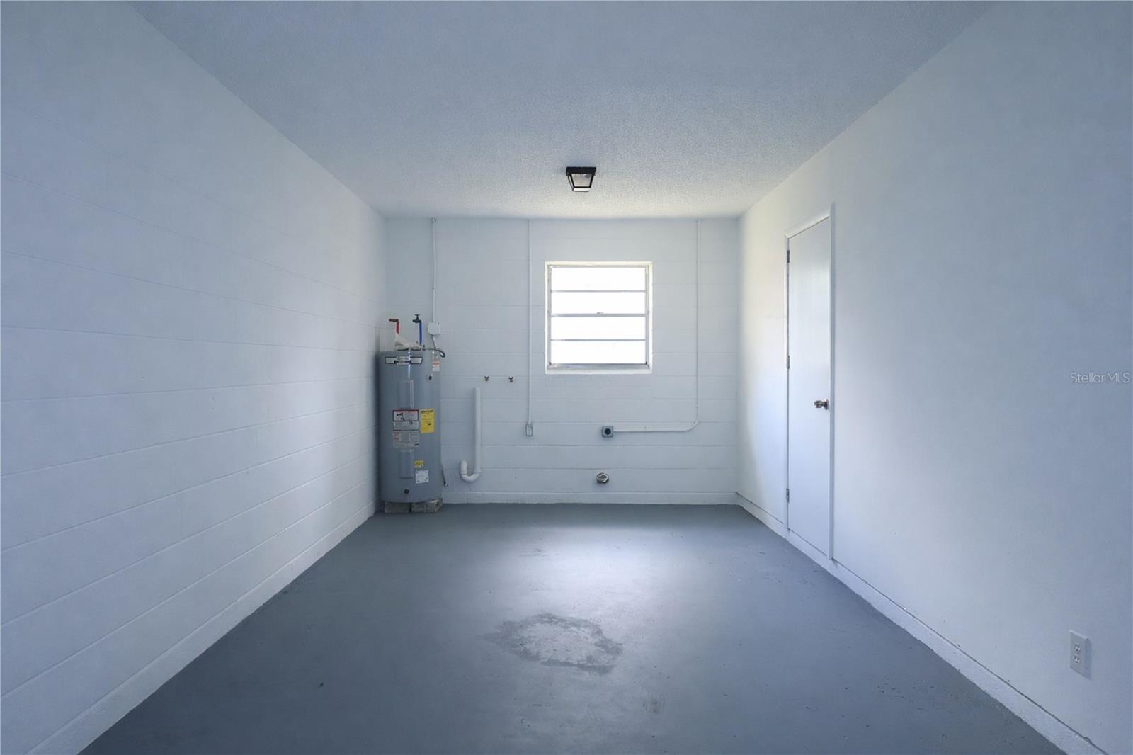 Image 15 of 16 For 14670 Douglas Drive