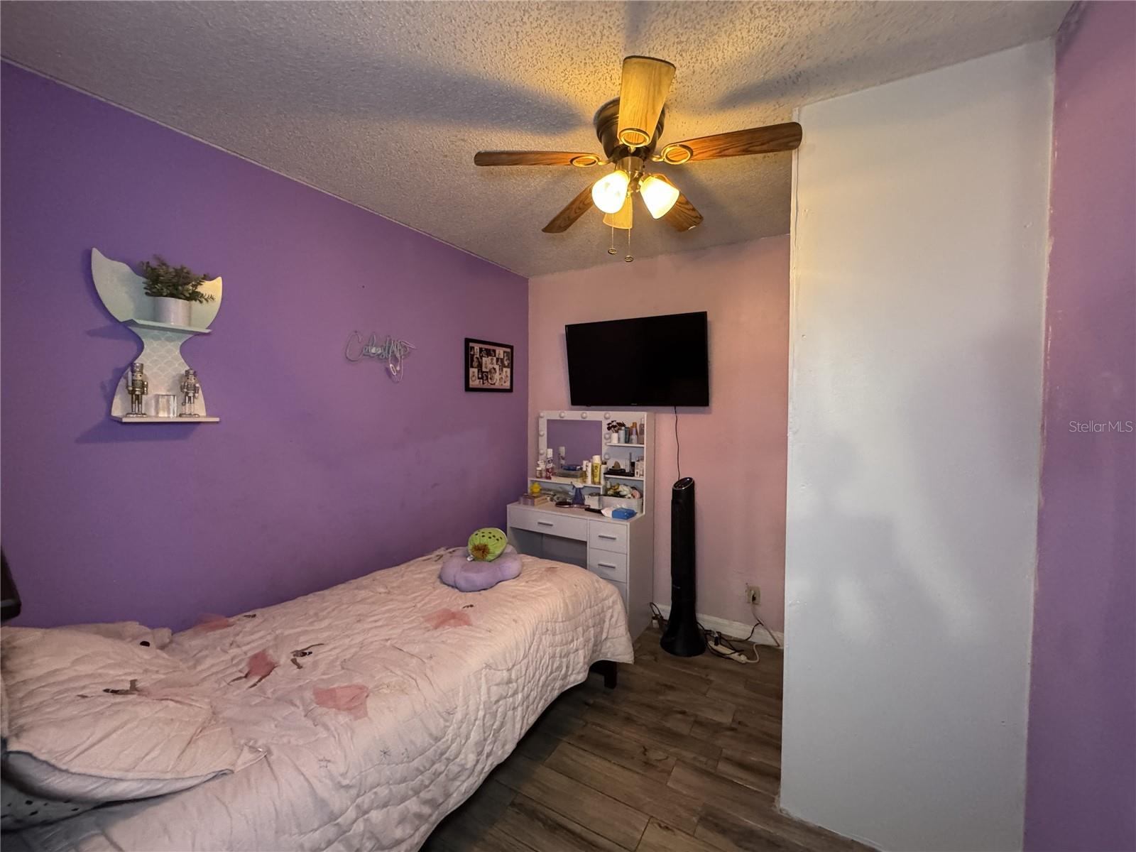 Image 12 of 21 For 4411 Shady Terrace Lane 111