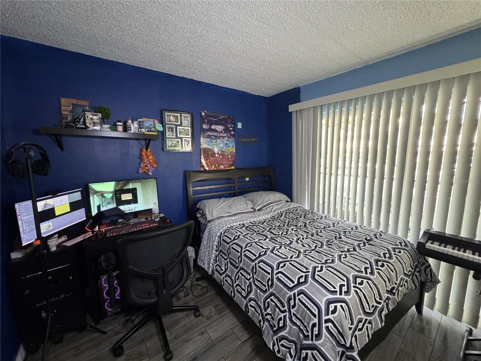 Image 16 of 21 For 4411 Shady Terrace Lane 111