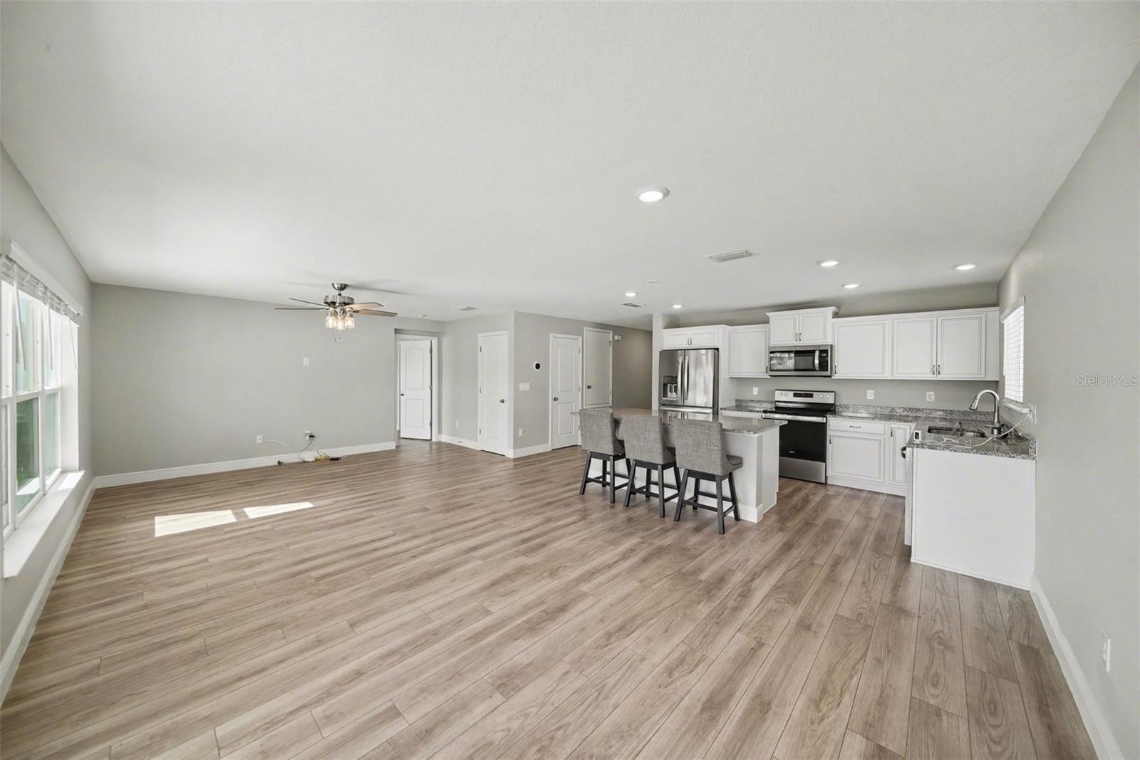 Image 13 of 25 For 12588 Aston Drive