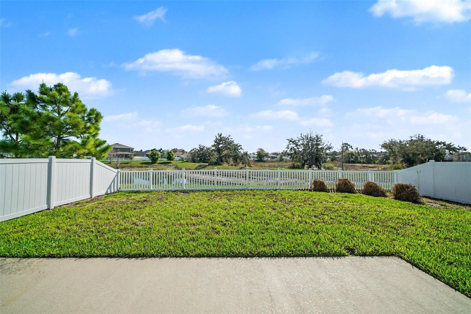 Image 21 of 25 For 12588 Aston Drive