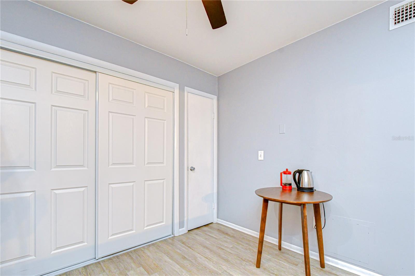 Image 23 of 42 For 13402 Pine Lake Way 202b