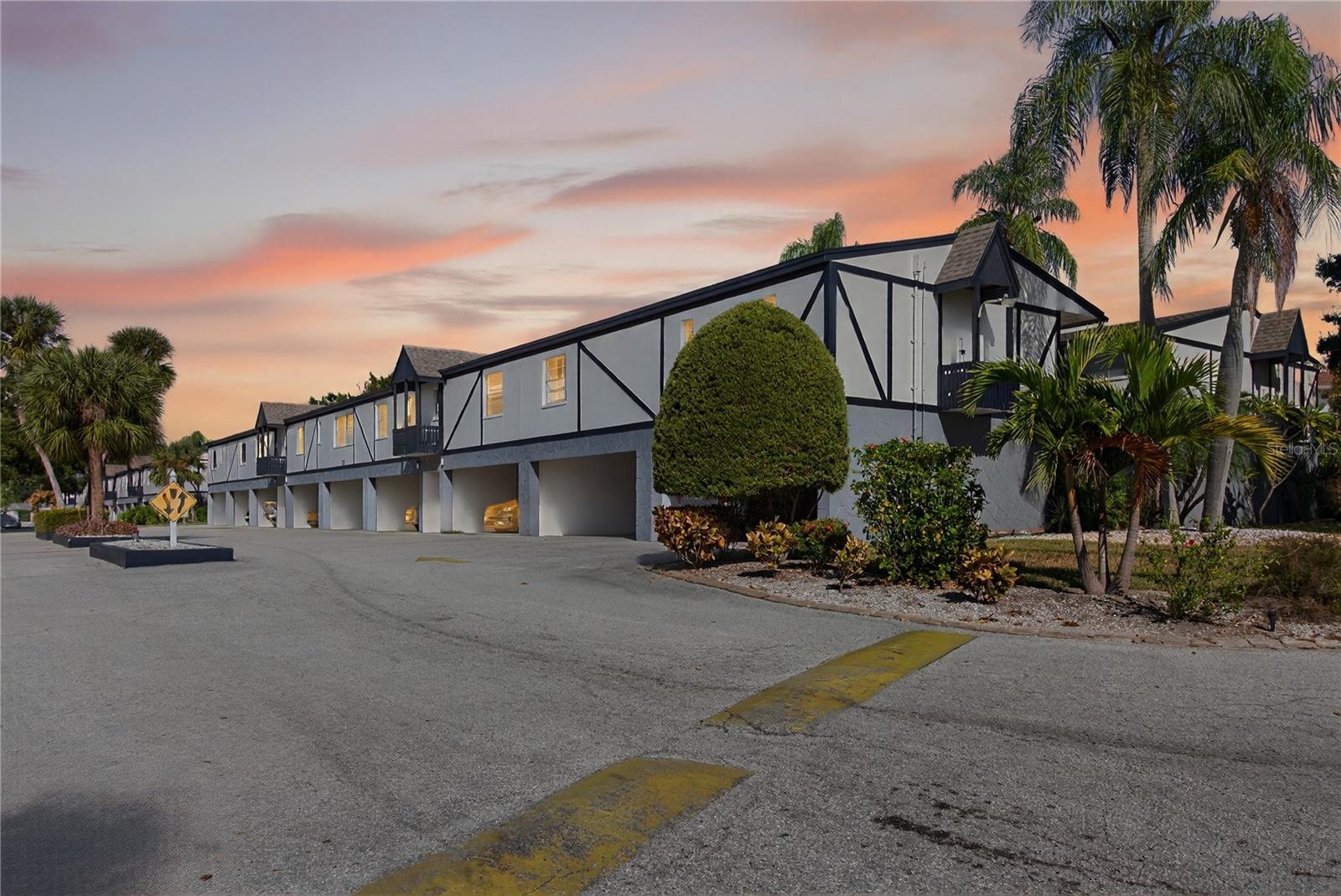 Details for 1146 King Arthur Court 110, DUNEDIN, FL 34698