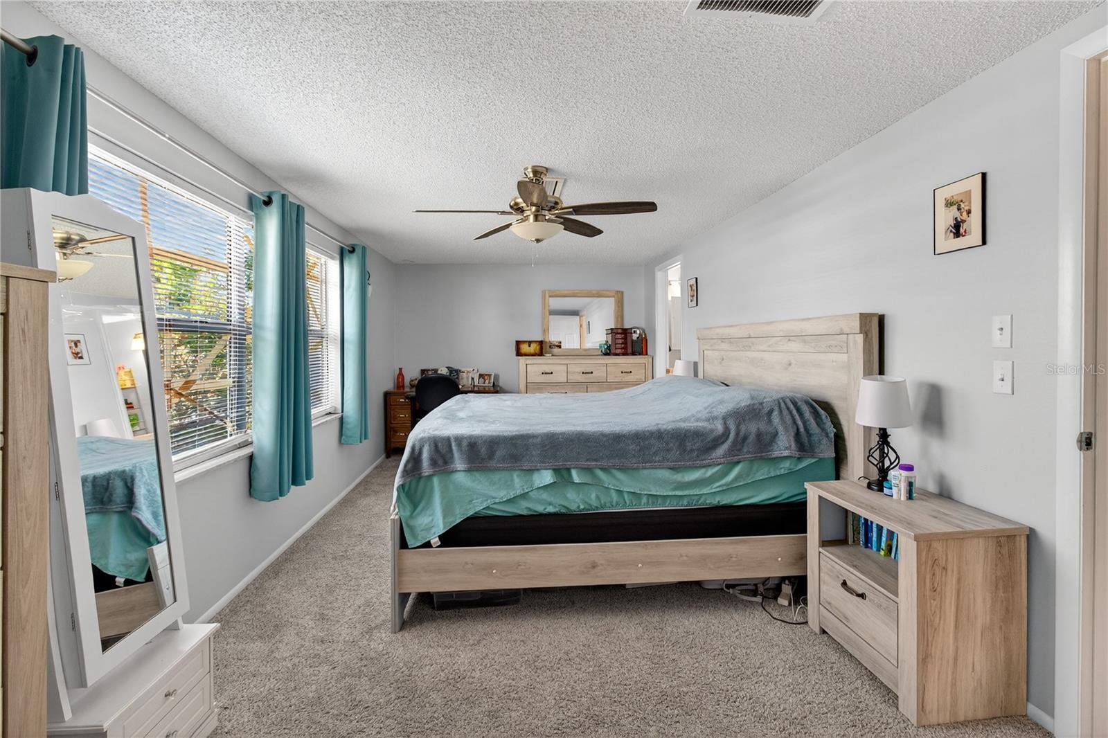 Image 29 of 54 For 1146 King Arthur Court 110