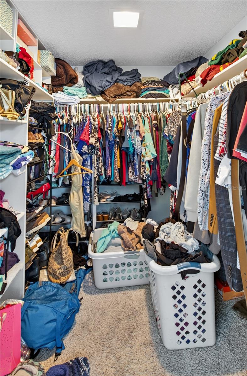 Image 32 of 54 For 1146 King Arthur Court 110