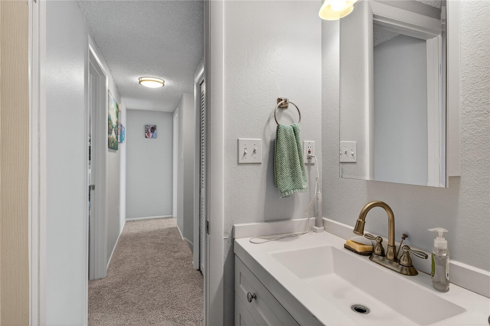 Image 41 of 54 For 1146 King Arthur Court 110