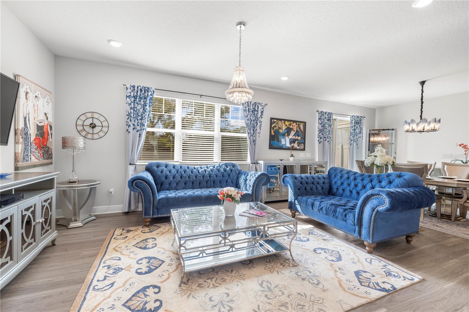 Image 11 of 49 For 8048 Artisan Circle